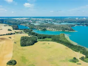 Teaser unterkuenfte feldberger seenlandschaft