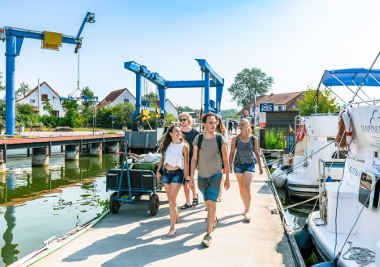 Freunde hausboot