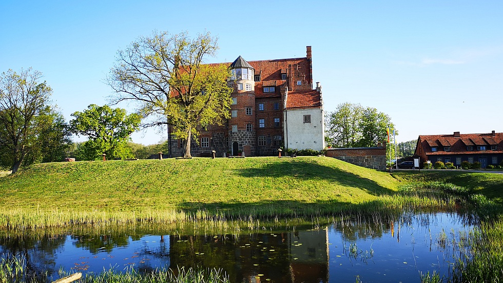 Schloss Ulrichshusen am eigenen See