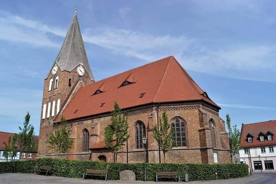 Sankt Johannes Kirche Neukalen