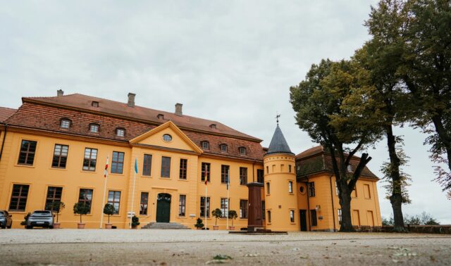 Schloss und Schlosspark Stavenhagen
