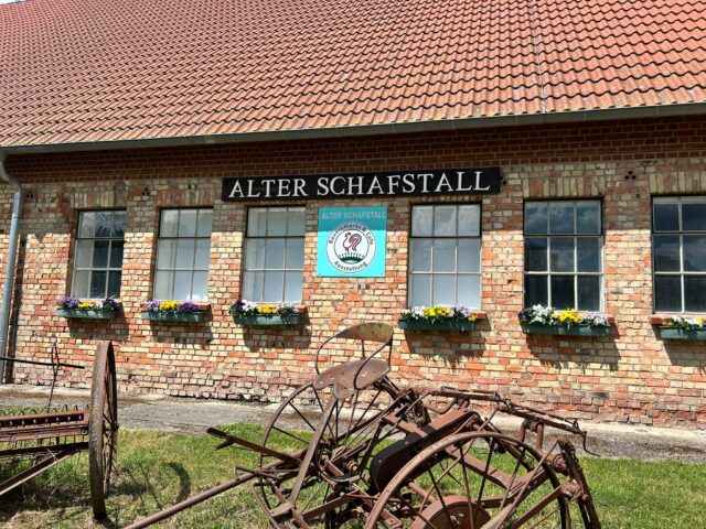 Alter Schafstall Basedow